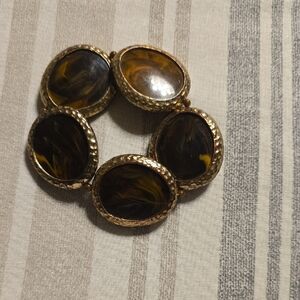 Elegant Gold and Brown Bracelet